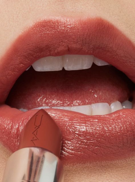 Macximal Satin Lipstick Creme In Your Coffee 3.5g-1
