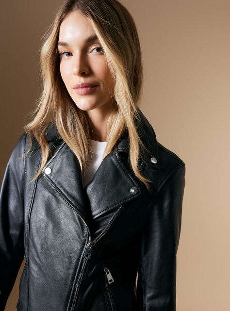 Chaqueta Biker de Cuero Colaboración María Pombo-2