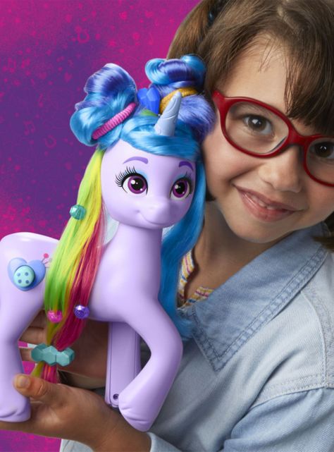 Muñeca Estilos Arcoíris Izzy Moonbow-5