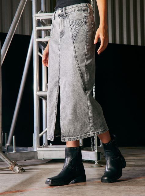 Falda Denim con Detalles de Costura en Bolsillos-0