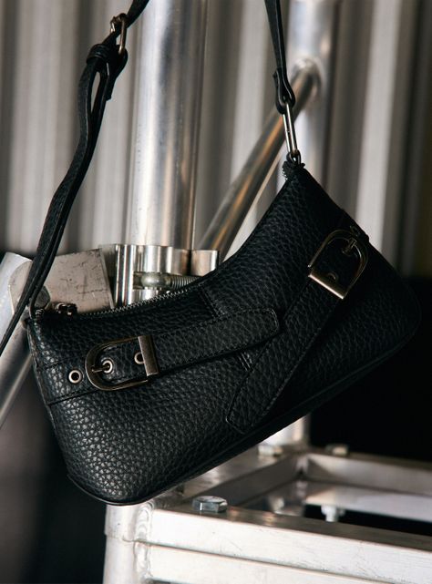 Cartera de Hombro con Hebillas-1