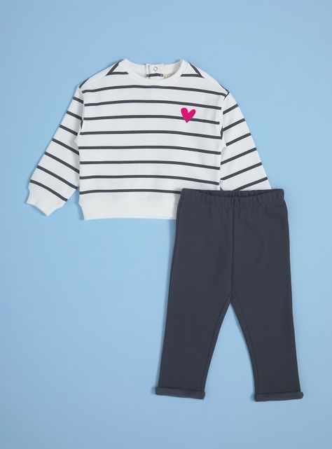 Buzo con Polerón Estampado y Pantalón Liso-0