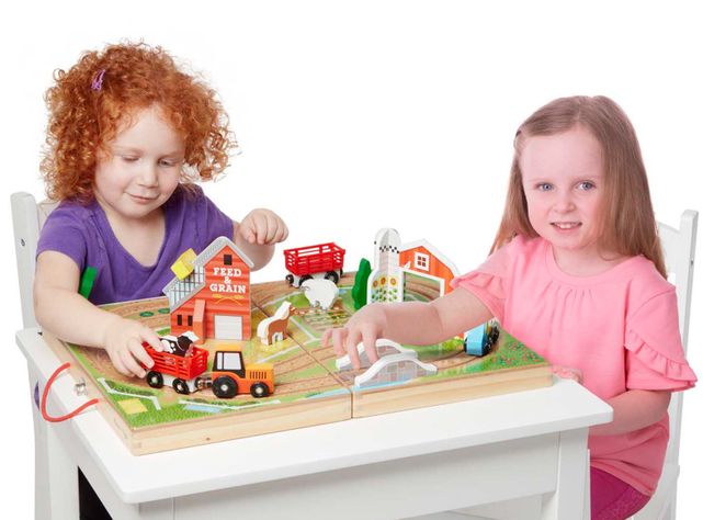 Melissa & Doug Granja portátil Caramba-2