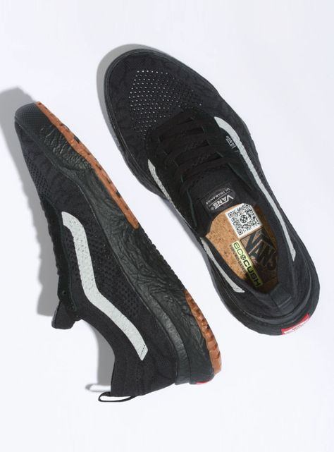 Zapatilla Urbana Pirate Black UltraRange VR3 Unisex-3