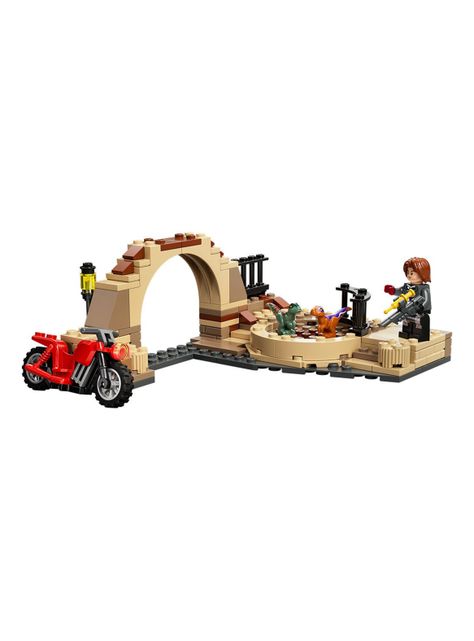 Persecución en Moto del Dinosaurio Atrocirraptor-0