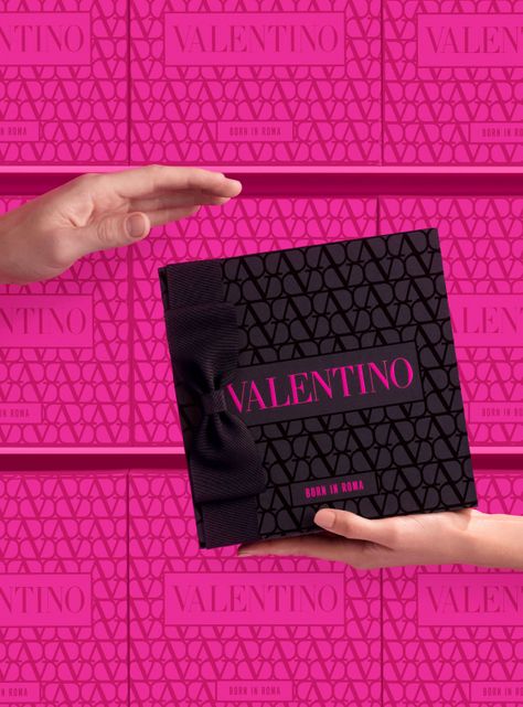 Set Perfume Born In Roma Uomo EDT Hombre 100ml + 15ml + Gel de Ducha 75ml Valentino-4