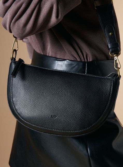 Cartera Bandolera Efecto Cuero María Pombo-1