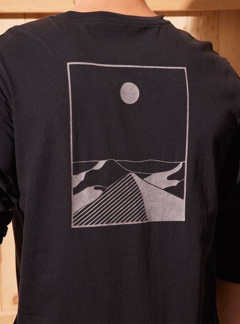Polera Manga Larga con Estampado en la Espalda-3