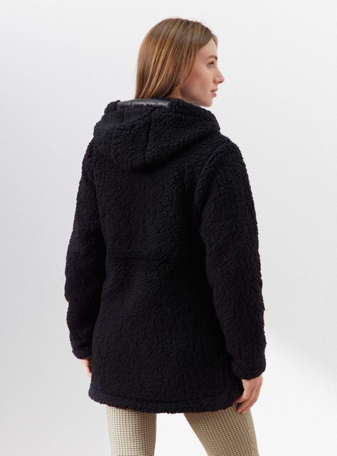 Chaqueta Detalles en Cuerina-1
