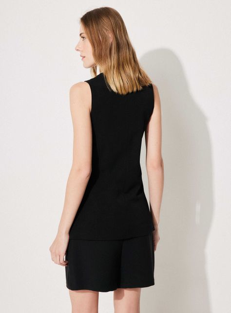 Blazer sin Mangas Tipo Vest Abotonado-1