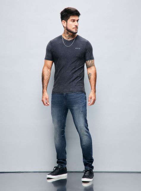 Polera Básica Ajustada Cuello V Lavado Ácido-4