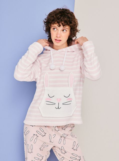 Pijama Capucha Pompón Aplicación Bordado-0