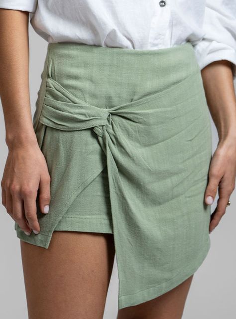 Short Mini Garda Lino Verde Claro-2