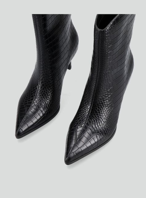 Botín Taco Fino Efecto Cuero Croco Mujer-5