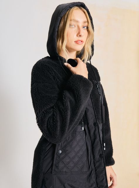 Polar Peludo con Broche y Gorro-3