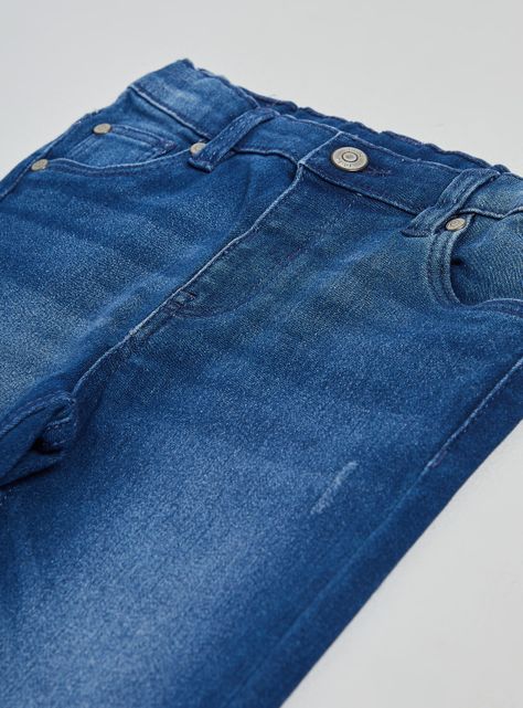 Jeans Slim Fit con Poliéster Reciclado-2