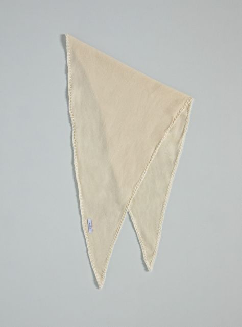 Pañuelo Pañoleta Tejida con Bordado en los Bordes-3