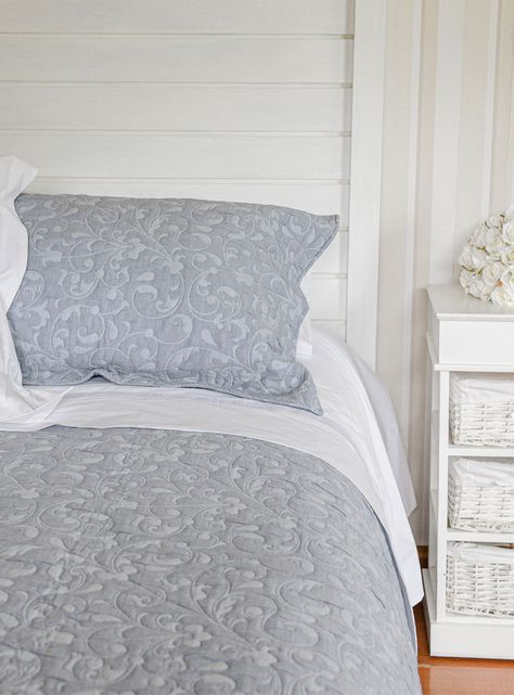 Cubrecama Jacquard Cassis Azul Super King-2