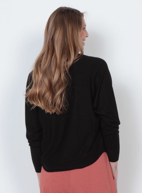 Sweater Manga Larga Escote V Bordado-1