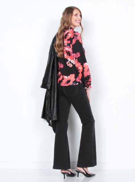 Blusa Manga Larga Estampada Abotonada-4