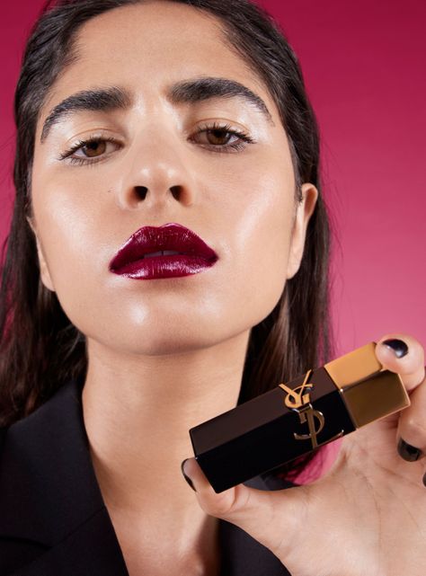 Labial Rouge Pur Couture The Bold 09 Undeniable Plum 2.8 gr-4