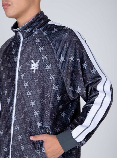 Chaqueta New Era-2