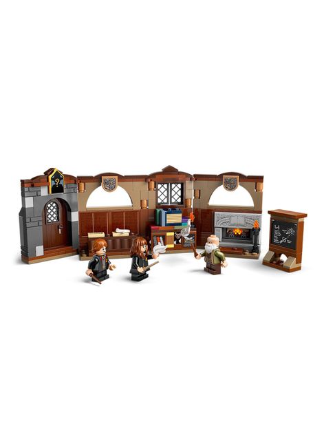 Lego Castillo de Hogwarts Clase de Encantamientos-3