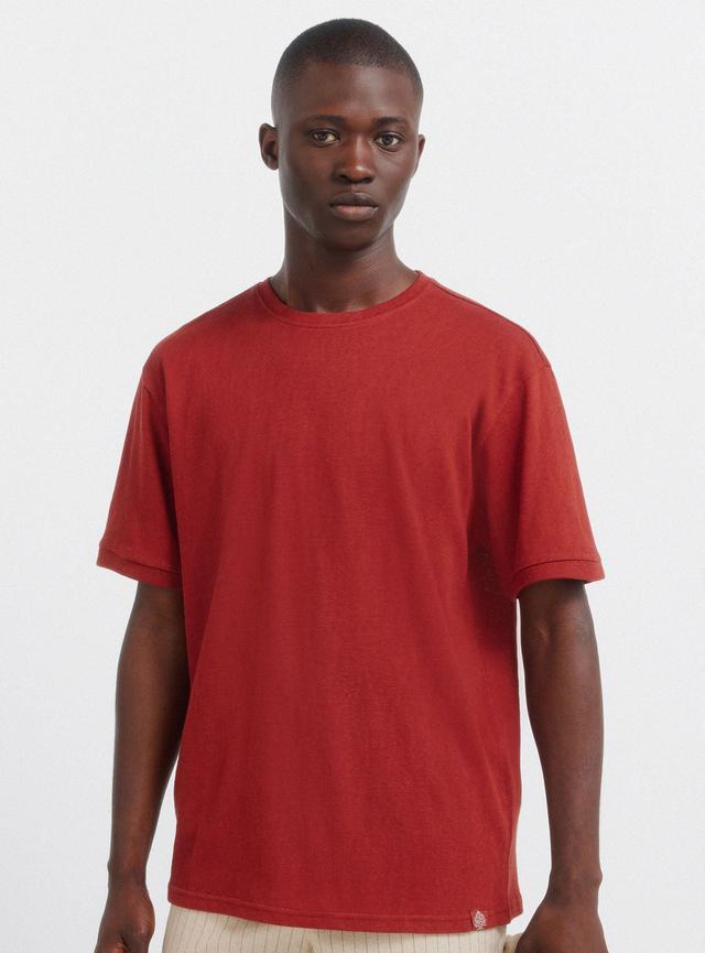 841