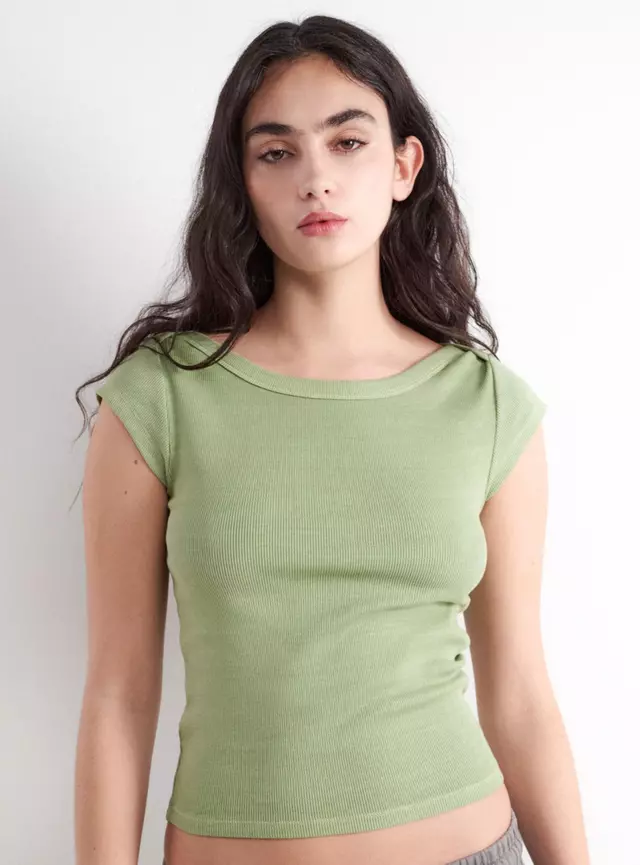 300