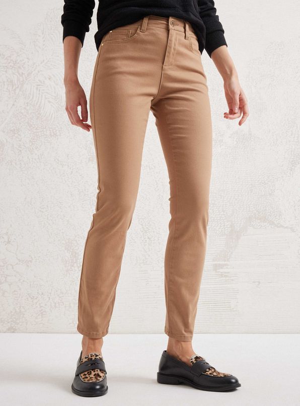 Beige Oscuro