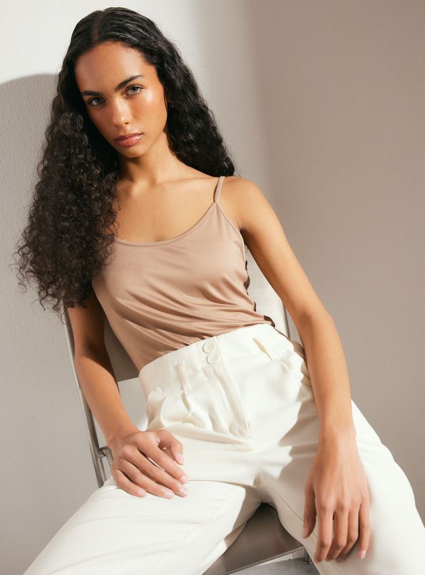 Beige Oscuro
