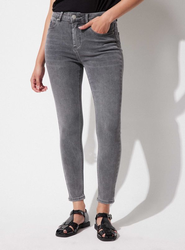 Gris