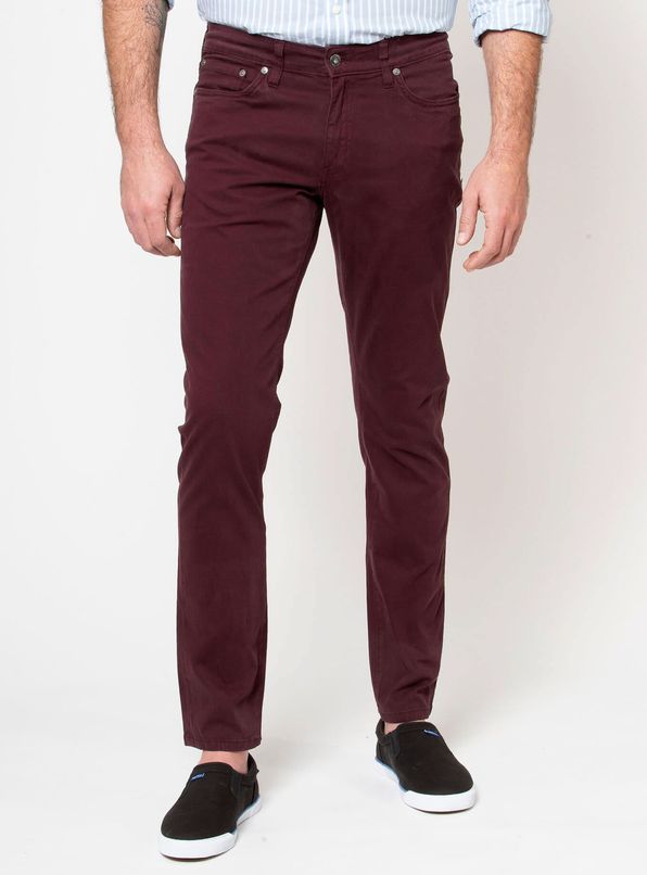 Rojo Oscuro