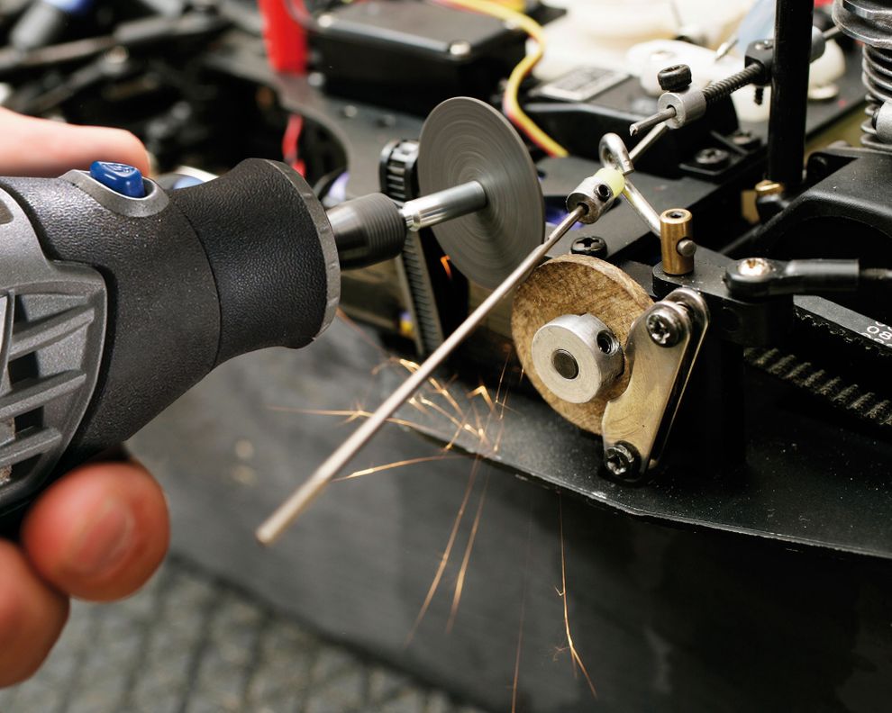 Multipropósito 120W 3000 + 10 accesorios Dremel-10