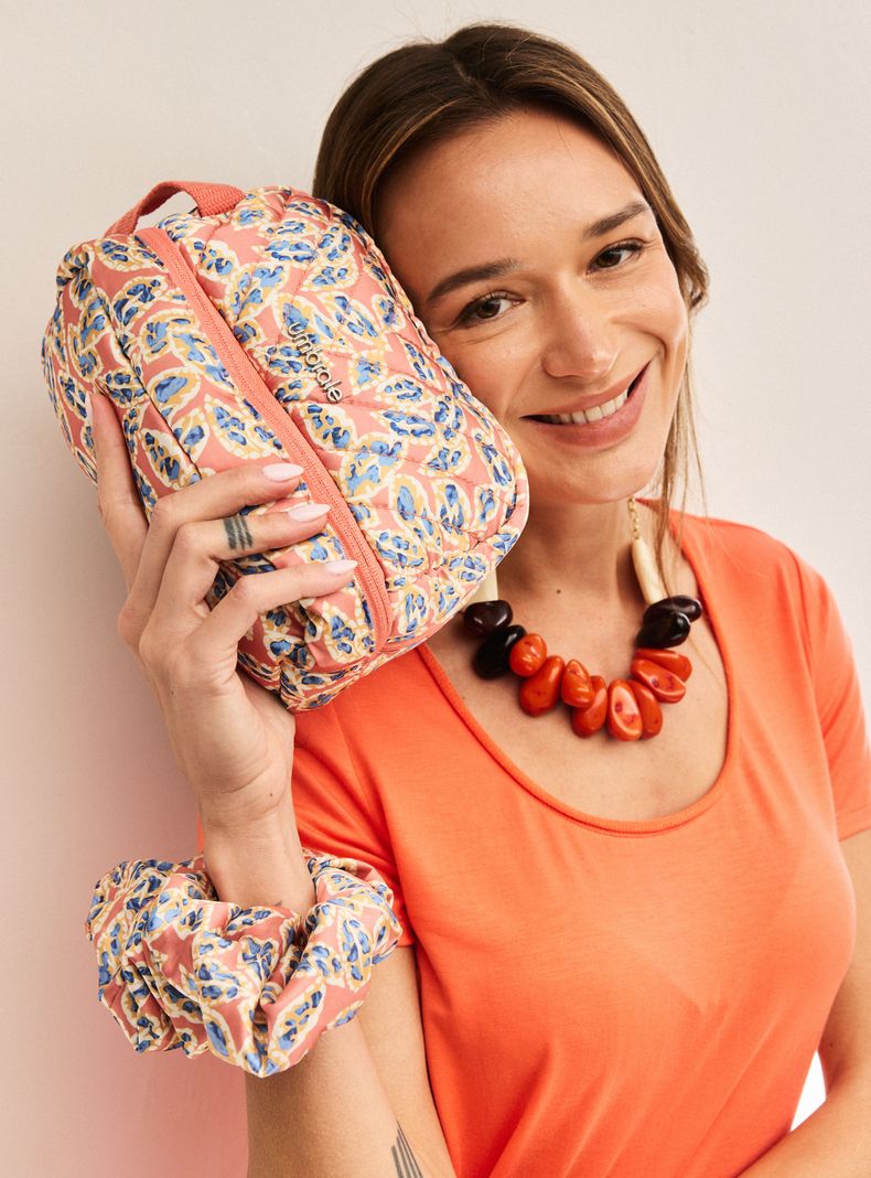 Pack Estuche Cosmetiquero + Colet Estampado