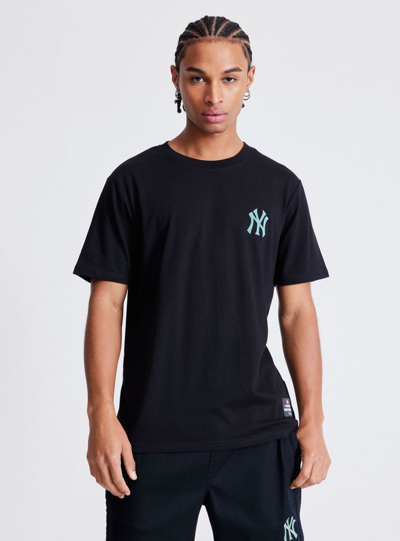 Polera Rubber Estampado Regular Fit