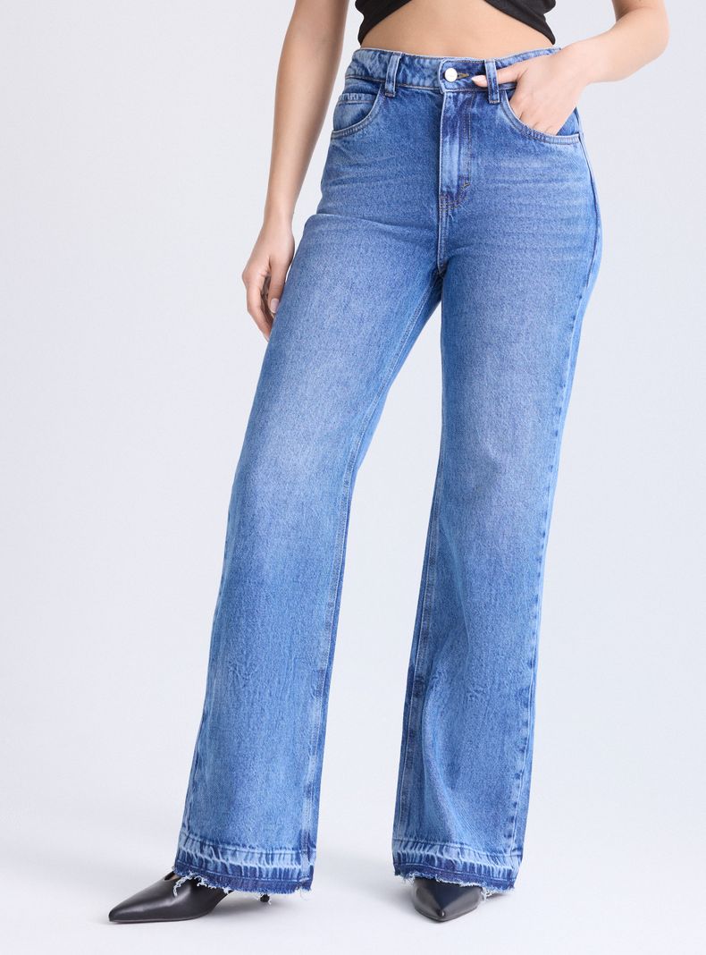 Jeans Wide Leg con Basta Descosida y Push Up Invisible JJO | Paris.cl