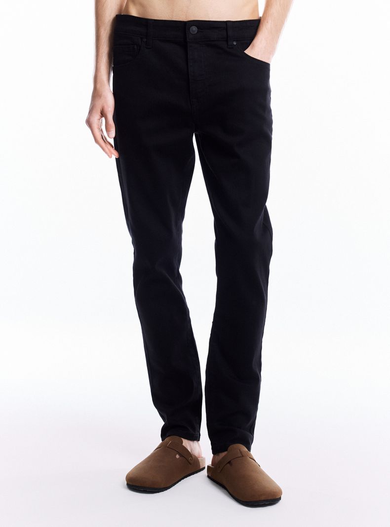 Jeans Cinco Bolsillos Skinny Negro