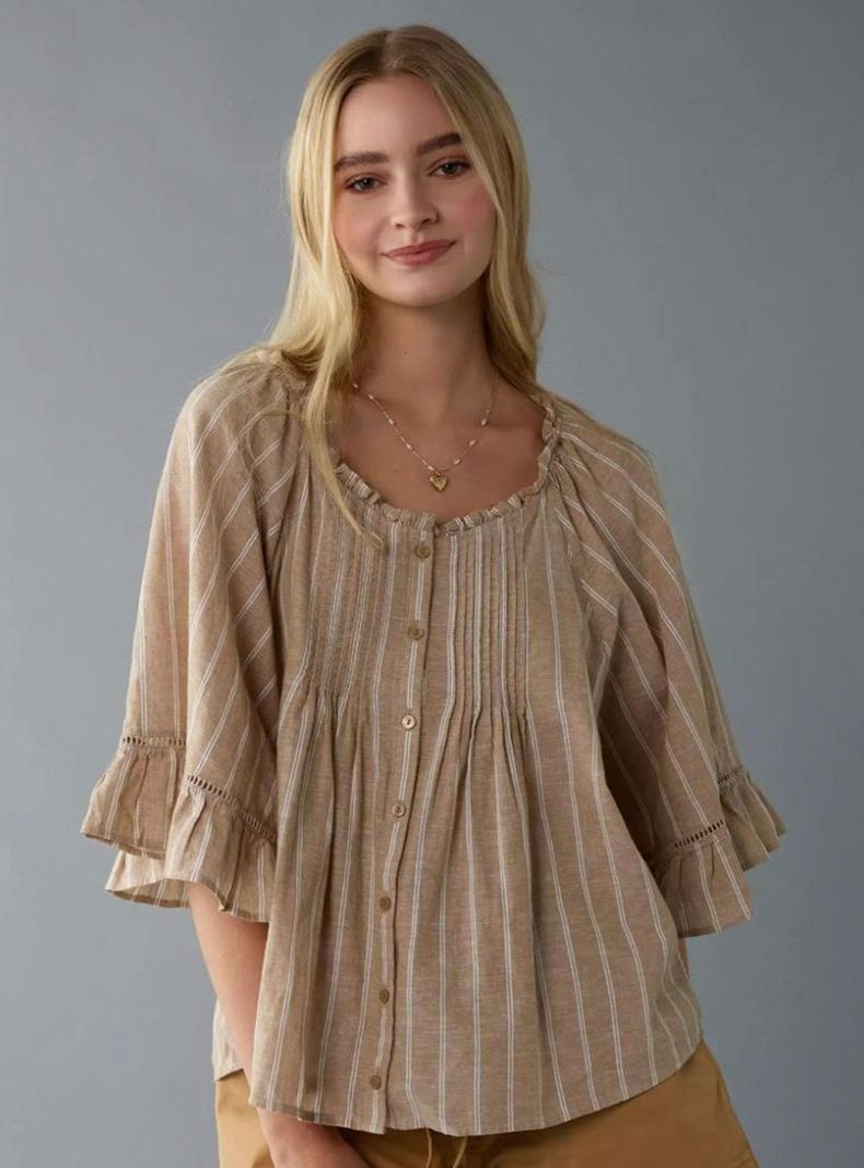 Blusa Rayada Ae con Vuelos