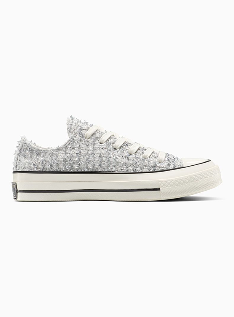 Zapatilla Urbana Plateada Chuck 70 Mujer