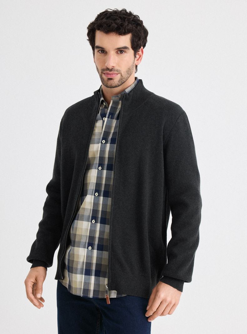 Sweater con Cierre Clásico
