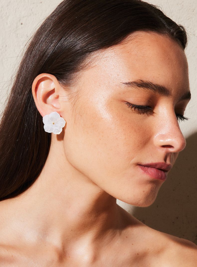 Aros Flor Nácar Tiare Colaboración María Pombo