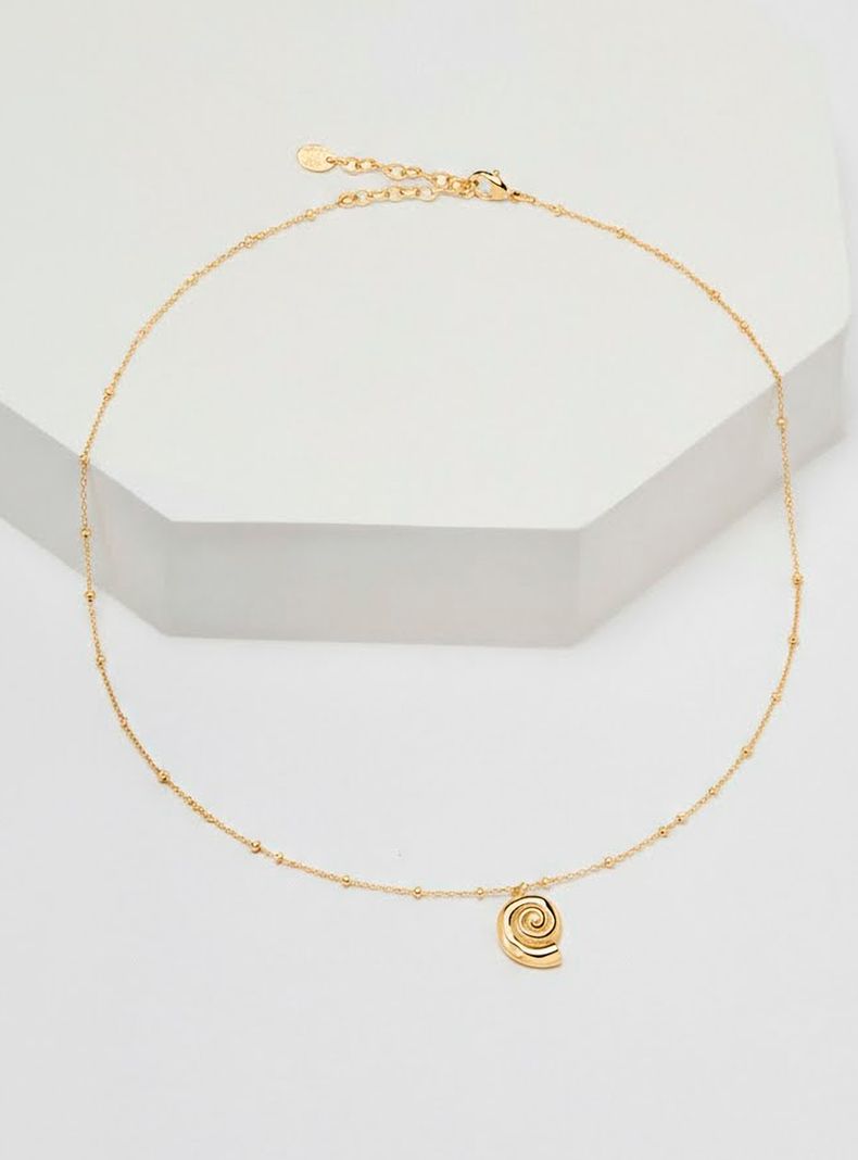 Collar con Caracola Tiare Colaboración María Pombo