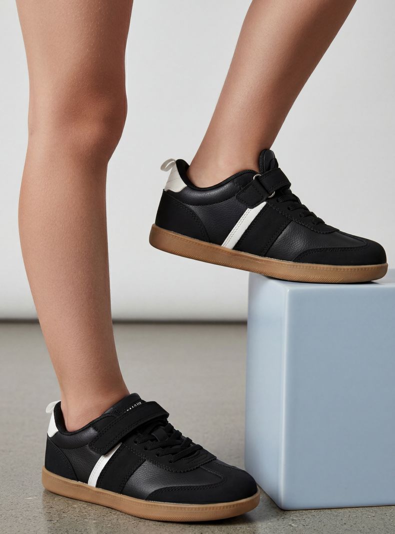 adidas gazelle silver green womens Adidas Tyshawn Jones II Low Mesa - Core Black - Gum