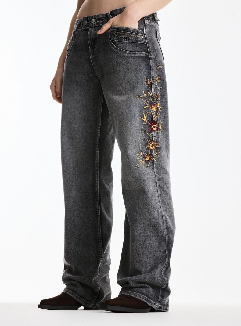 Jeans Pretina Pasada con 2 Botones