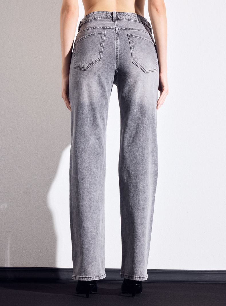 36ジャンヴィットロッシ　ALINAシルバー Jeans Straight Lavados Vintage Alaniz | Paris.cl
