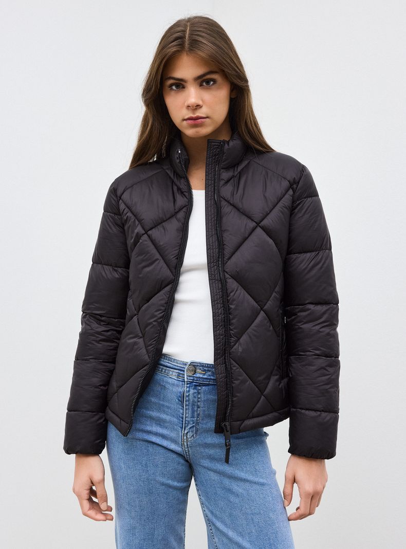 Parka Rombos Cuello Alto