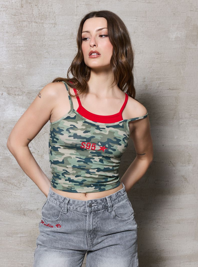 Polera Camo Colab Studio 95