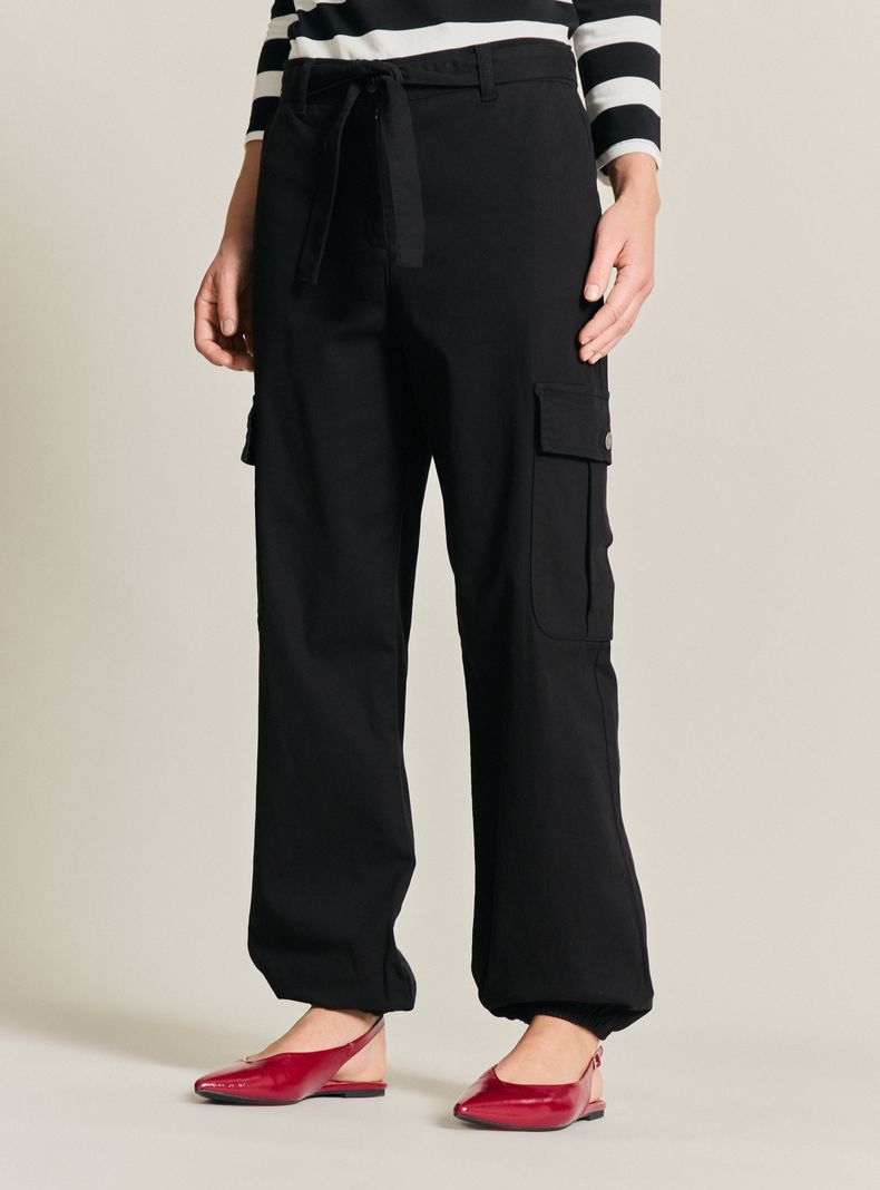 Pantalón con Amarra