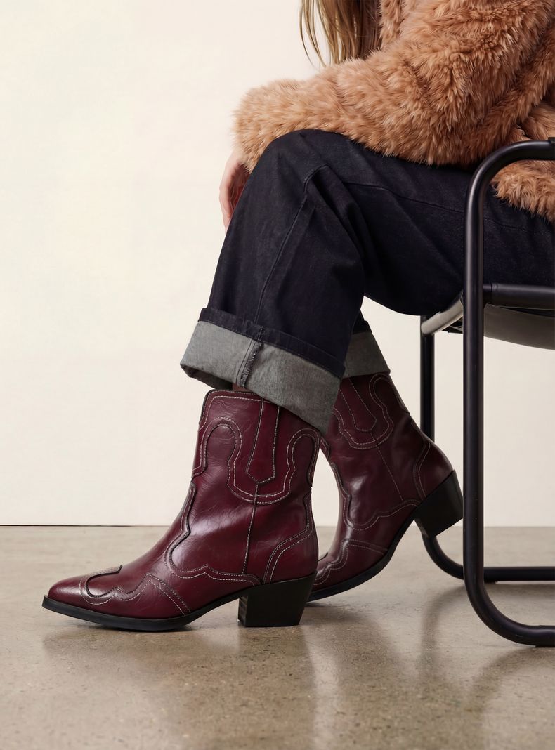 OPPOSITE BOTA VAQUERA CON BORDADO MUJER